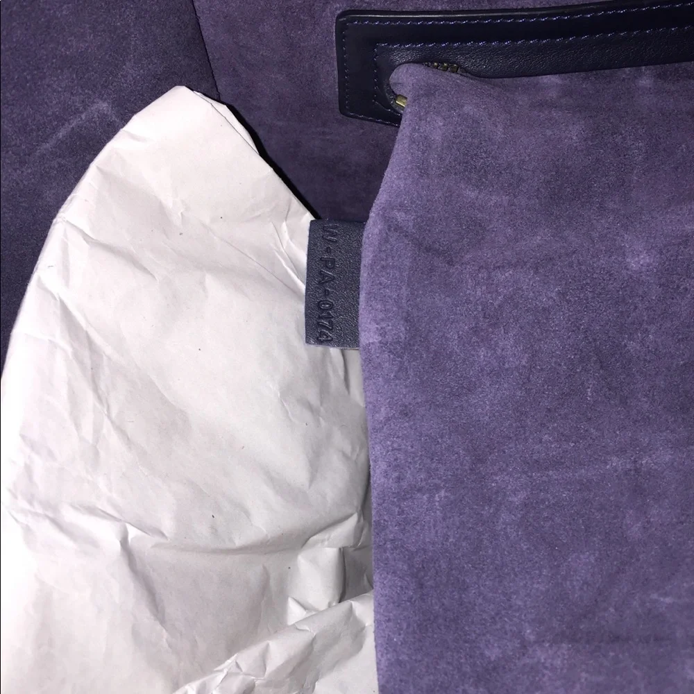 COPY - Authentic Celine Phantom Navy - Picture 7 of 8